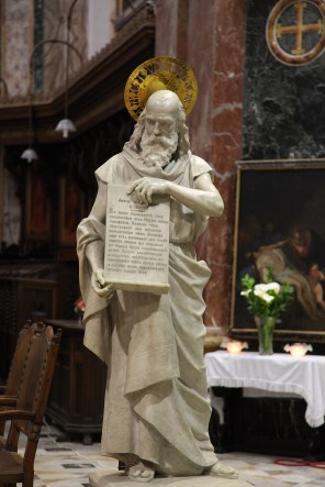 성 루카 복음사가_by Giuseppe Valenti_photo by Frank Vincentz_in the Cathedral of St Paul in Mdina_Malta.jpg